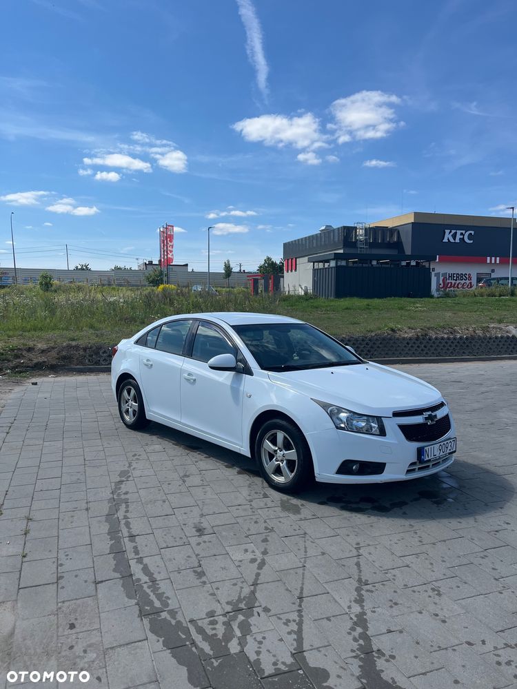 Chevrolet Cruze 2011 photo 4