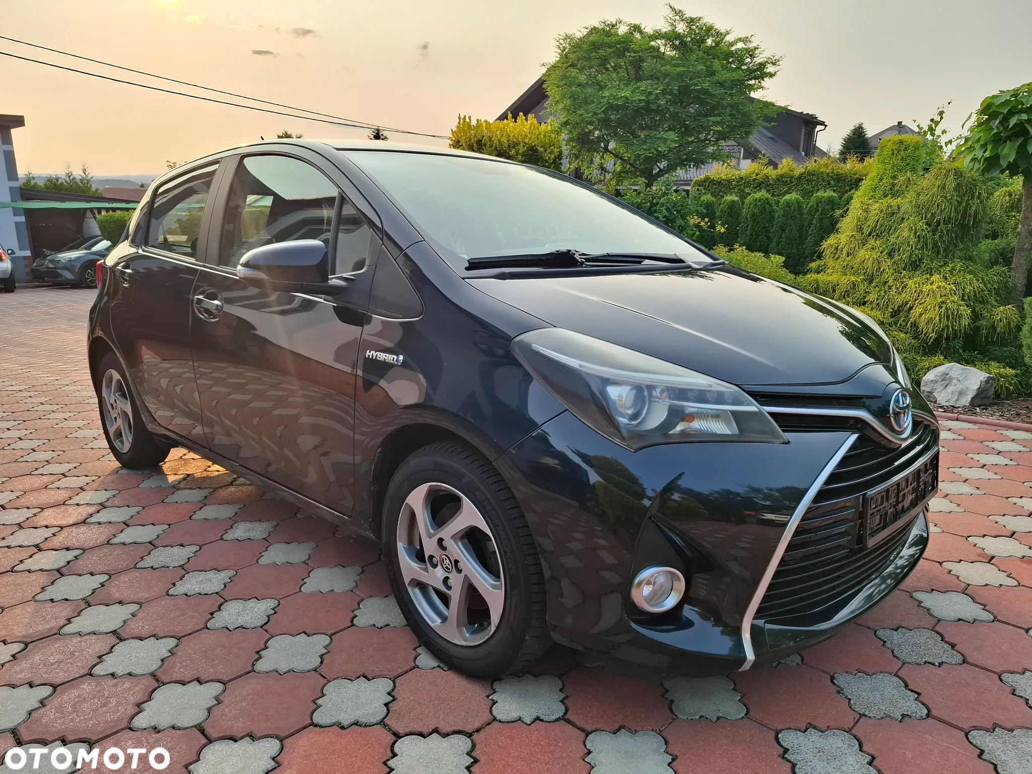 Toyota Yaris Hybrid 1.5 VVT-i Comfort - 3