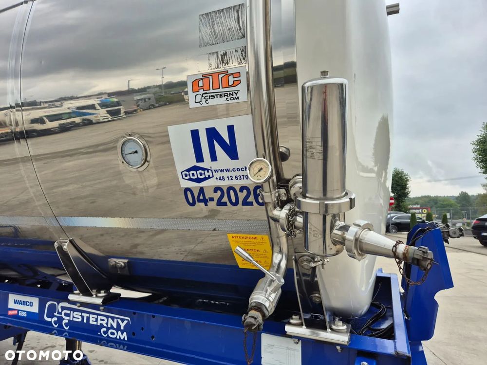 Grapar TECNOKAR / CYSTERNA / PŁYNY SPOŻYWCZE / 32.000L / PODNOSZONA OŚ - 3