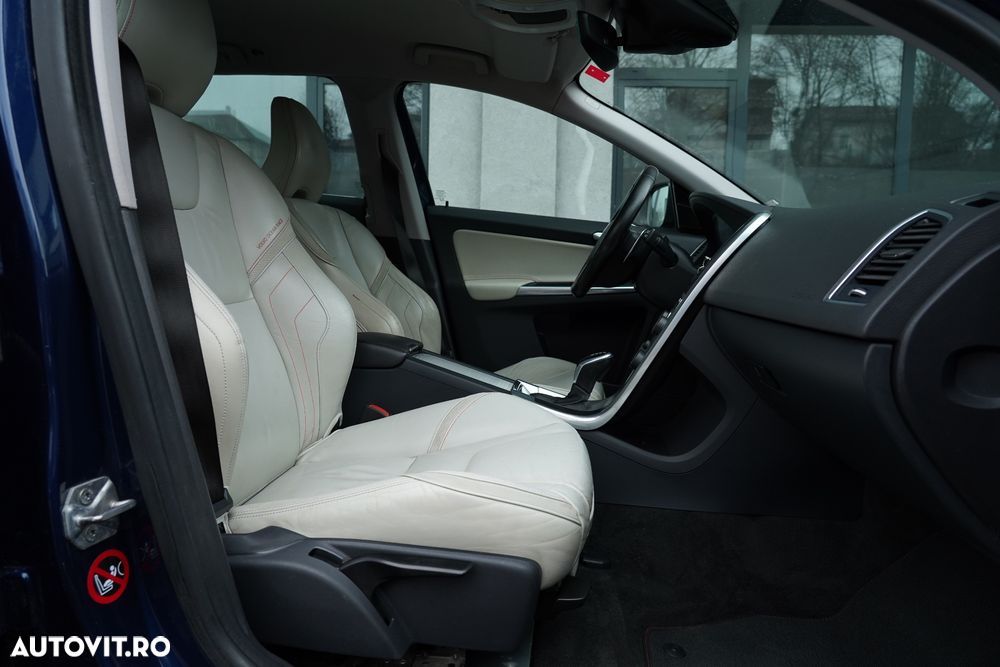 Volvo XC 60 - 11