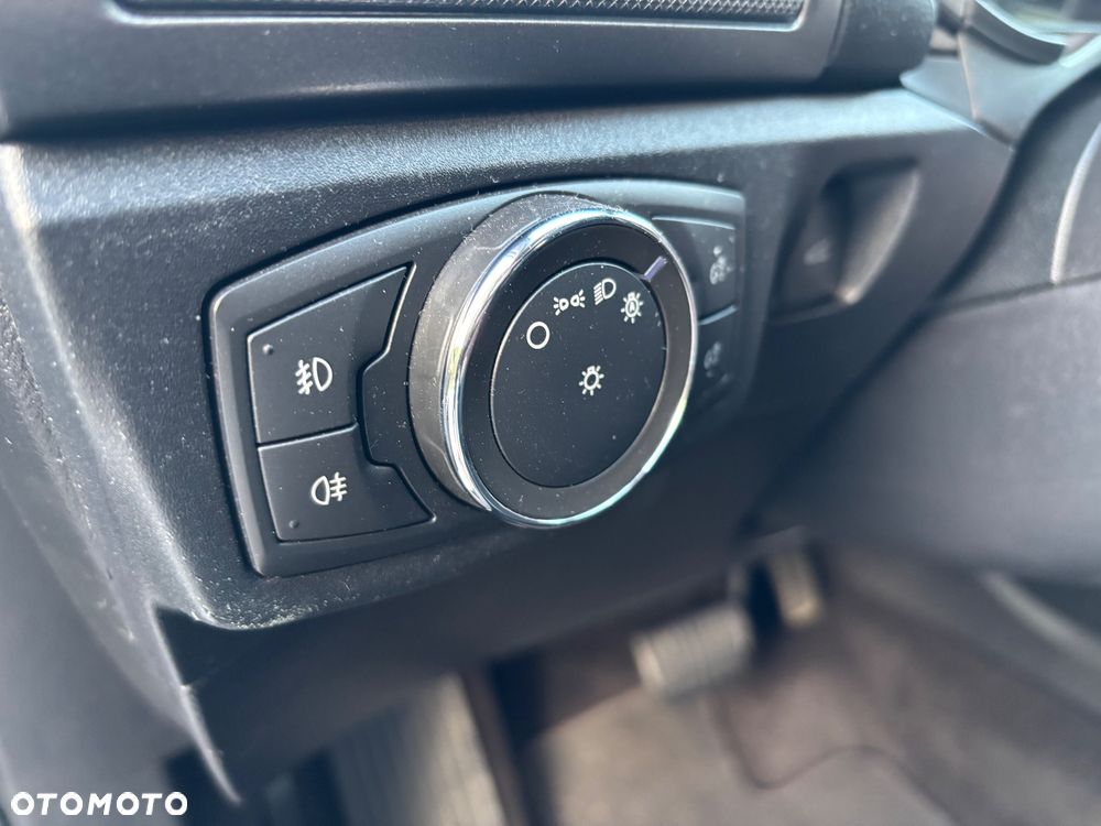 Ford Fusion - 14