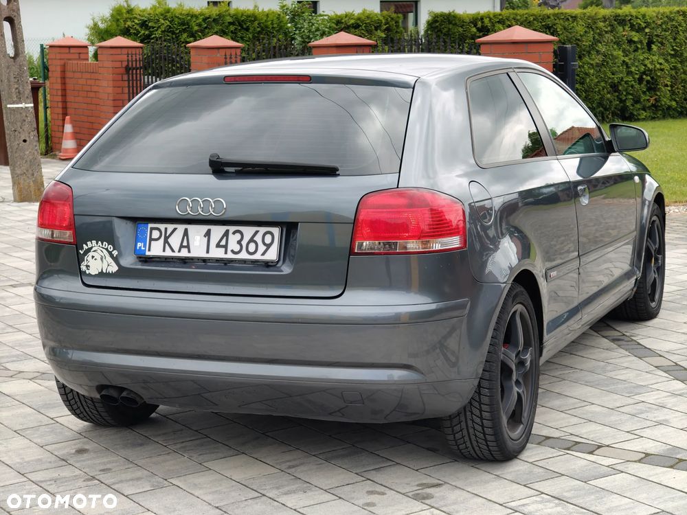 Audi A3 3-drzwiowe 2.0 TDI Ambition - 11