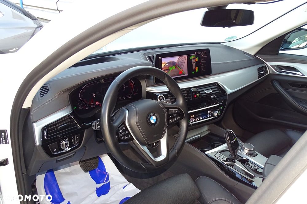 BMW Seria 5 530d mHEV Luxury Line sport - 21