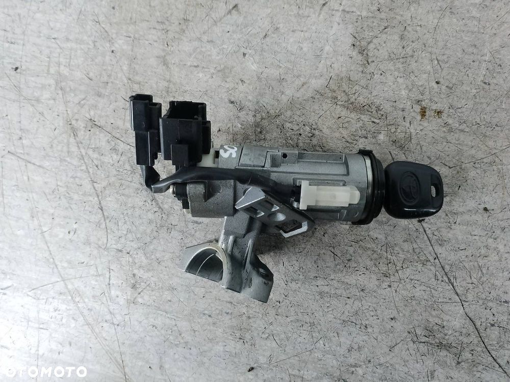STACYJKA TOYOTA YARIS I 450200D01 VALEO 1.0 16V - 1