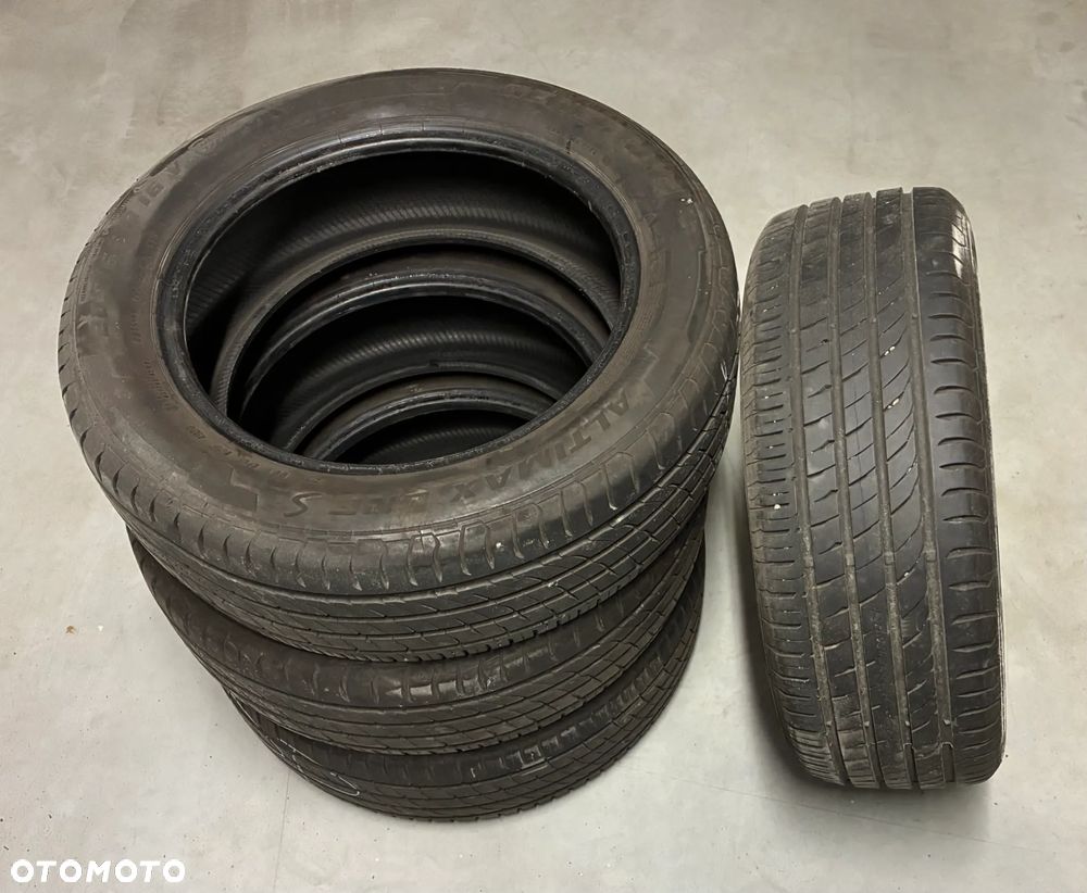 Citroën C4 Cactus 1.2 PureTech Shine - 18