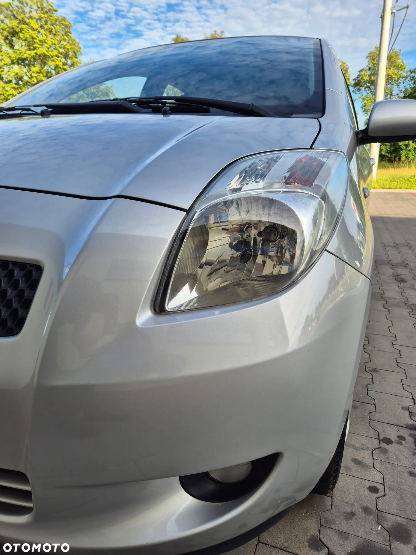 Toyota Yaris 1.0 Premium - 30