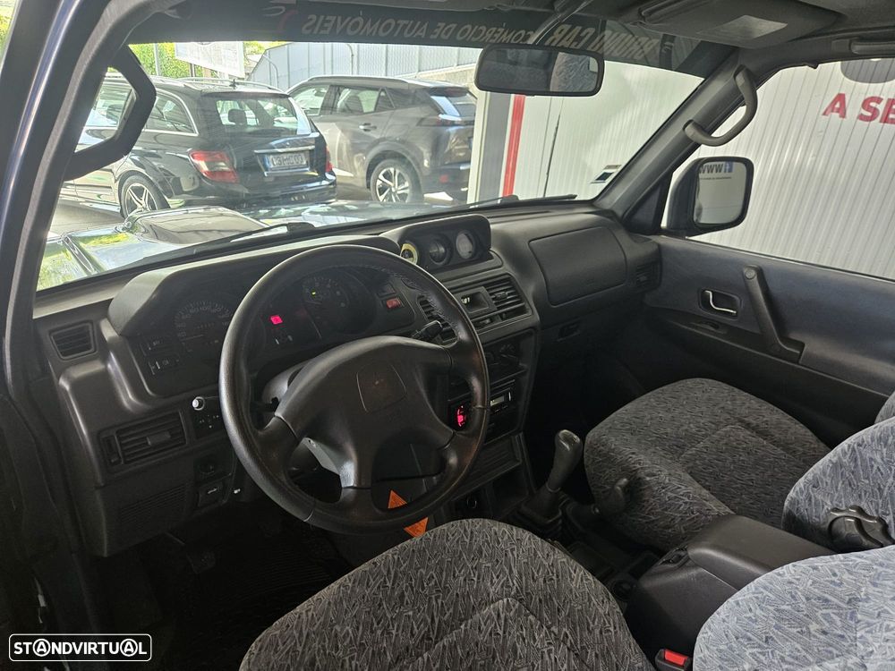 Mitsubishi Pajero 2.8 TD GLS ABS - 13