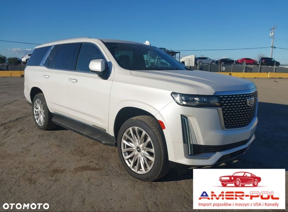 Cadillac Escalade - 1