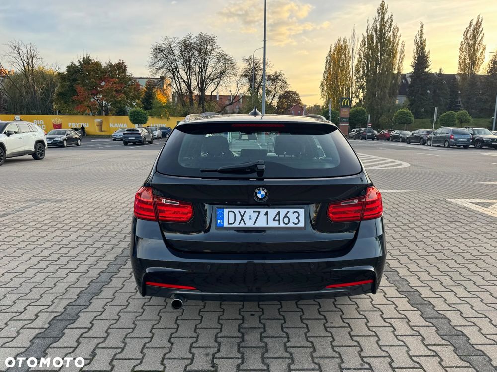BMW Seria 3 320d - 4