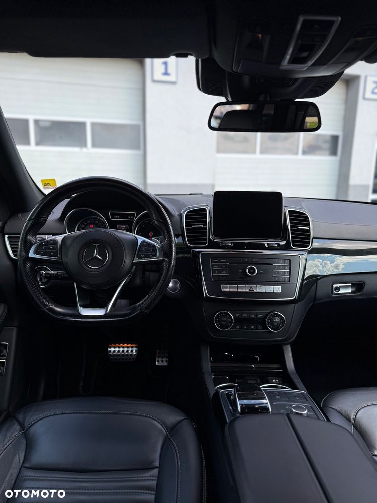 Mercedes-Benz GLS 350 d 4-Matic - 8