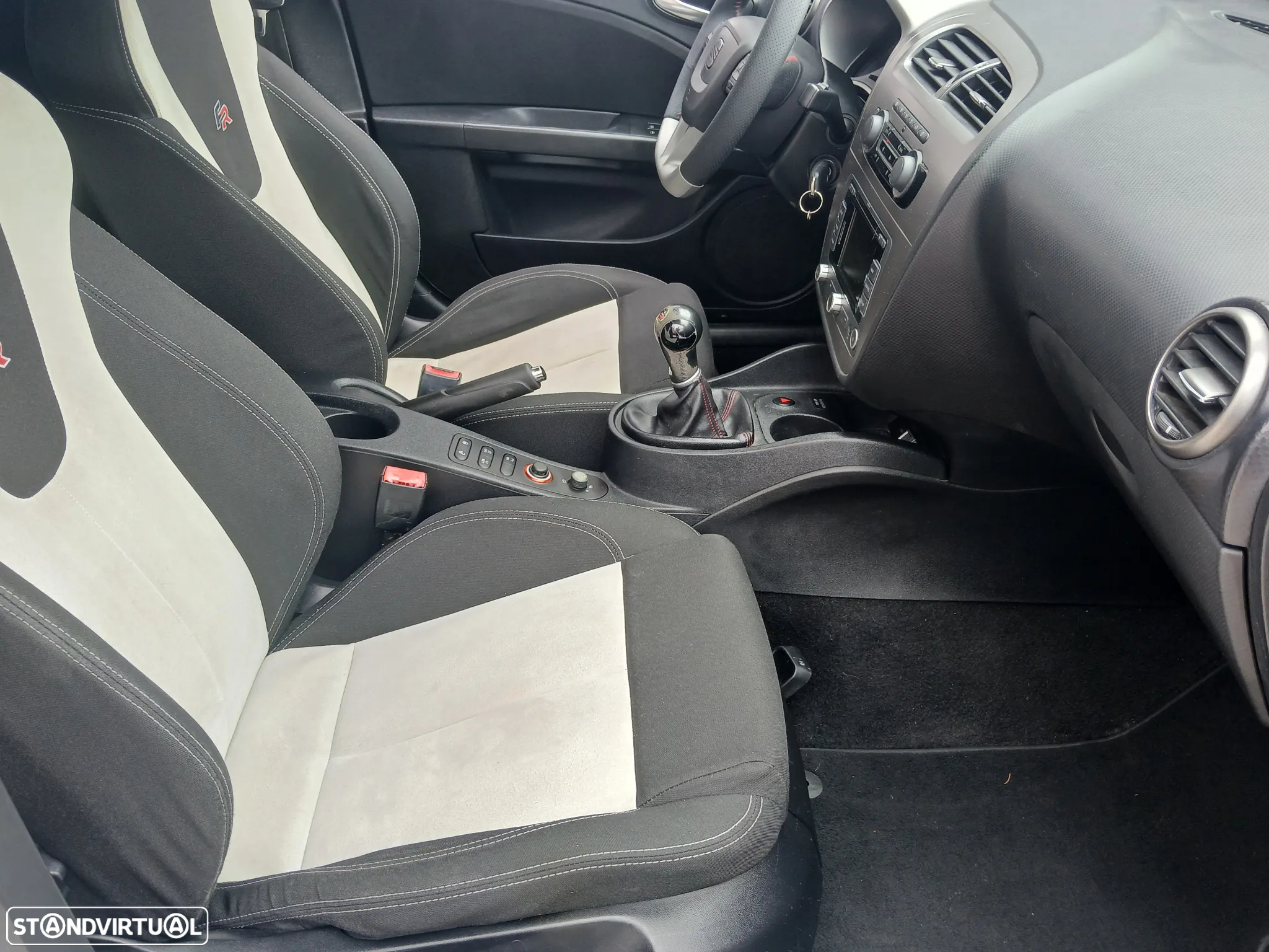 SEAT Leon 2.0 TDI FR - 15
