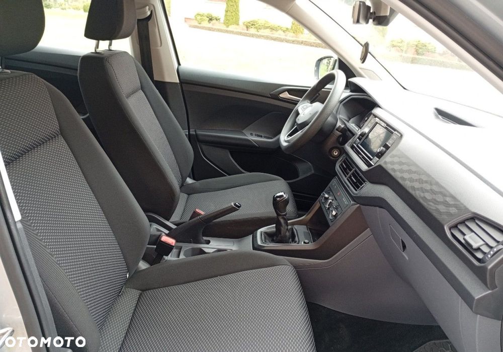 Volkswagen T-Cross - 13