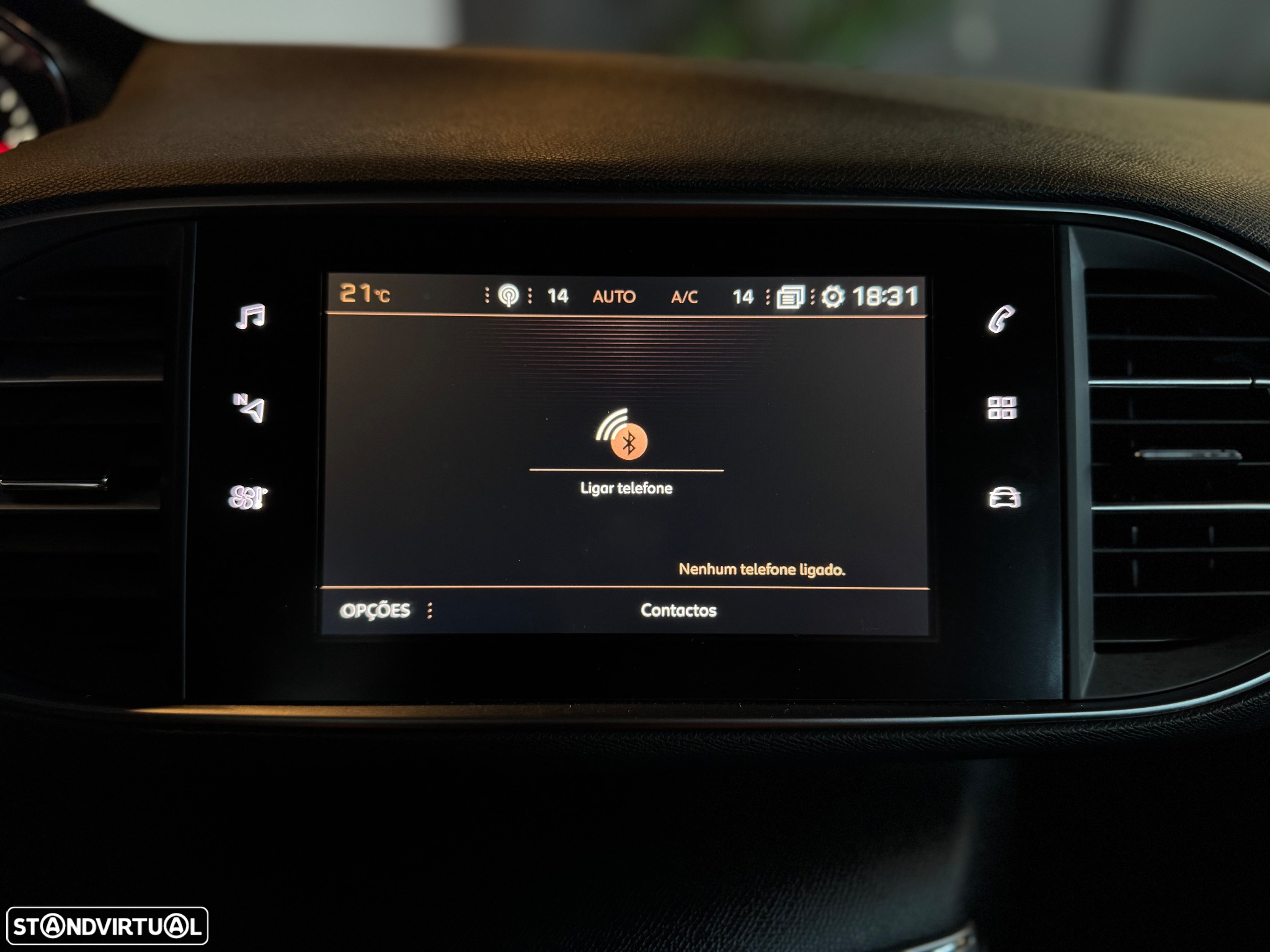 Peugeot 308 BlueHDi 130 EAT8 Style - 23