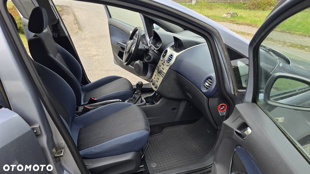 Opel Corsa 1.4 16V Edition - 12
