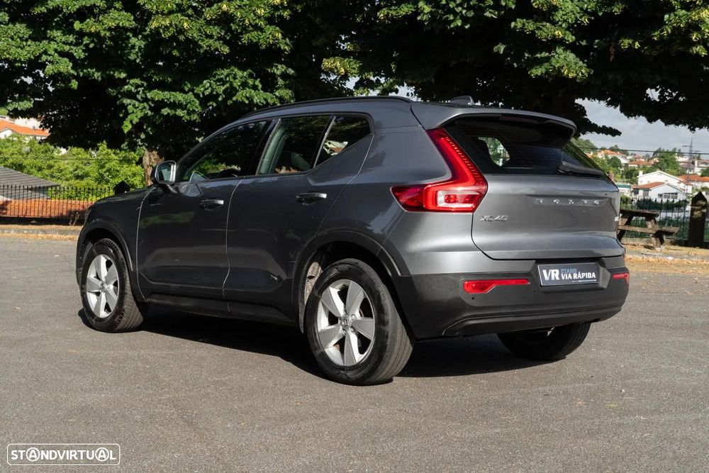 Volvo XC 40 2.0 D3 - 5