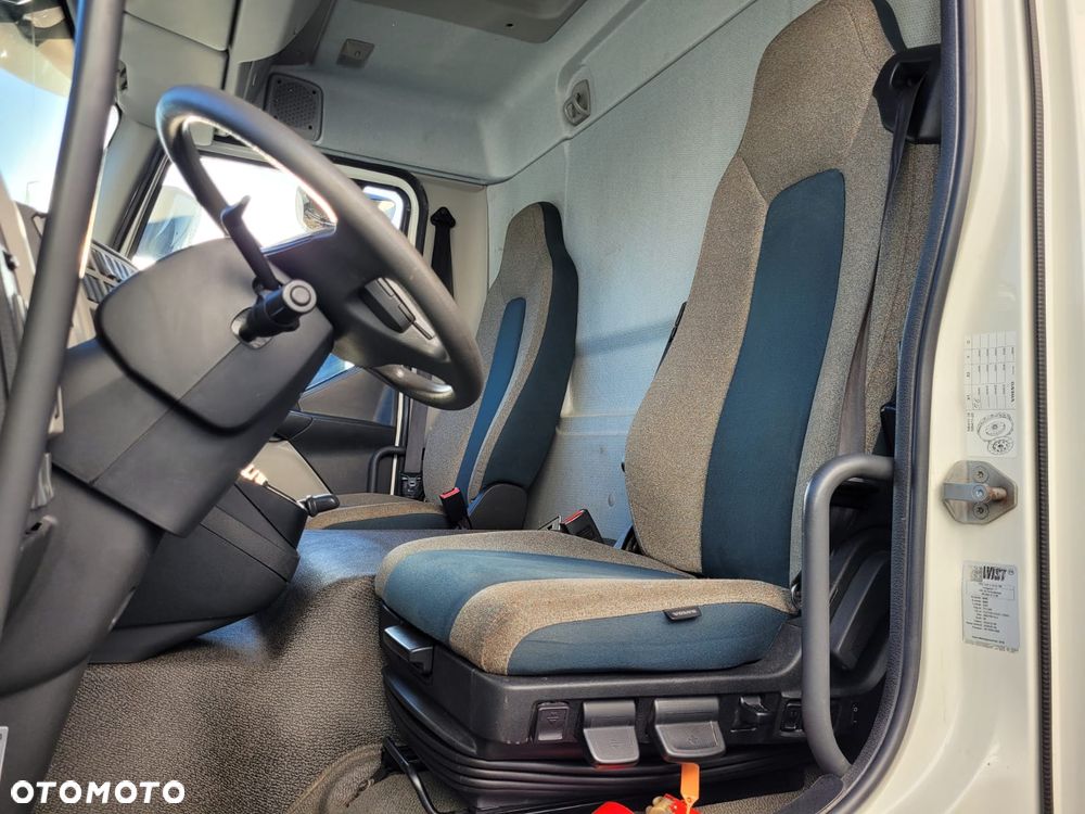Volvo FL 250 - 23