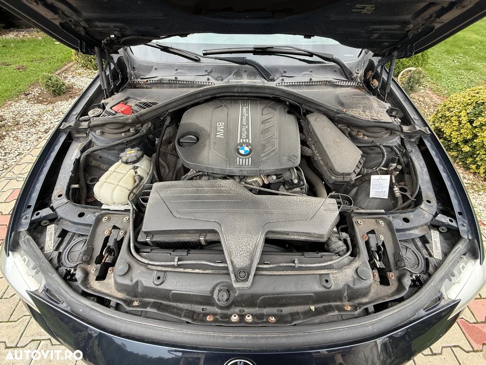 BMW Seria 3 318d xDrive - 37