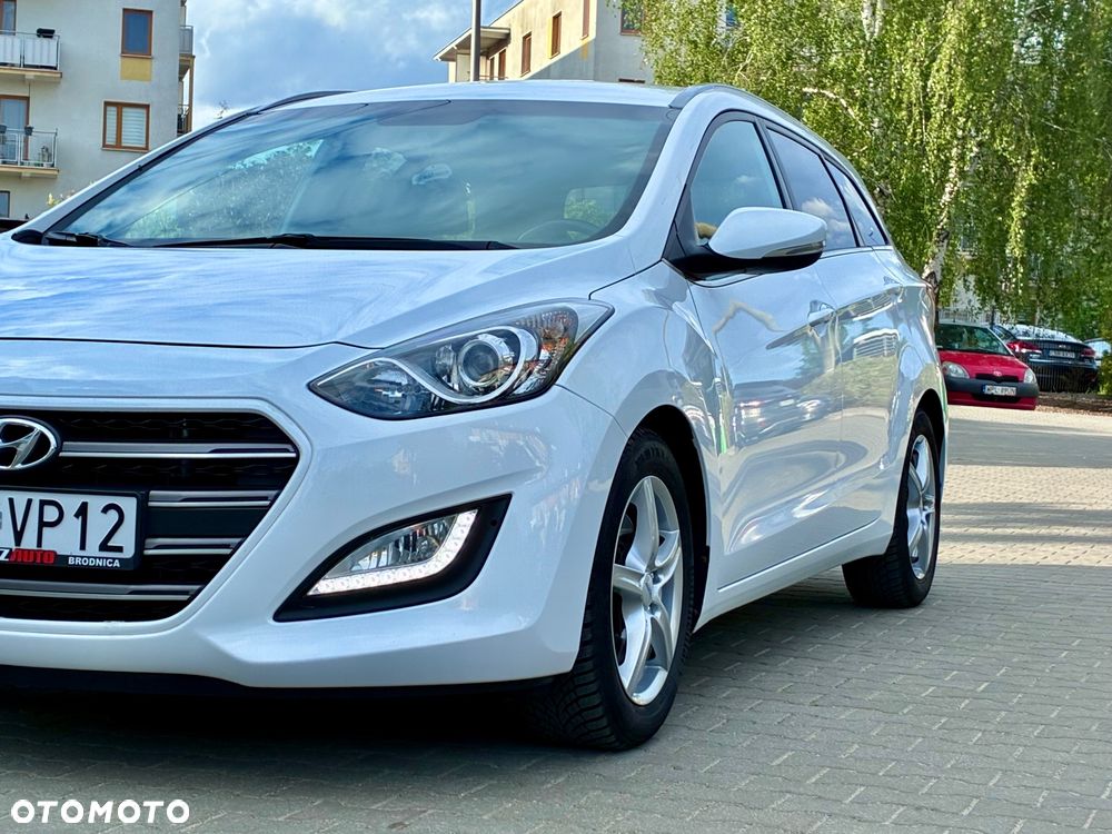 Hyundai i30 1.6 CRDi BlueDrive Go - 20
