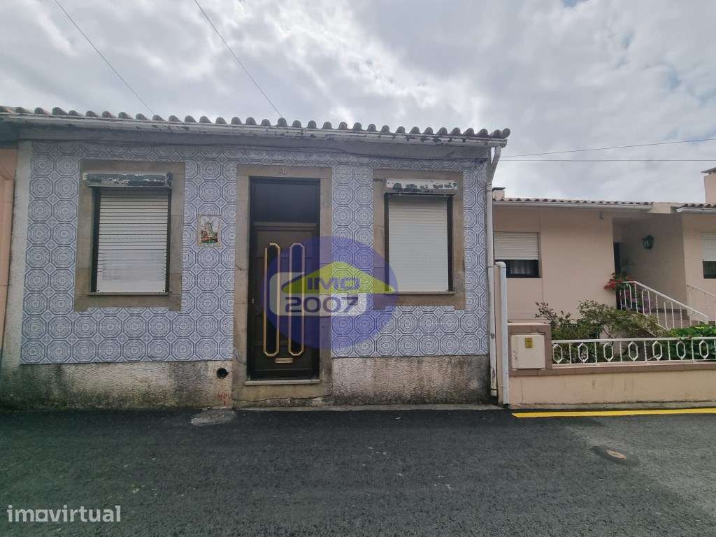 Moradia T2 no centro de Santa Maria da Feira - Grande imagem: 2/29