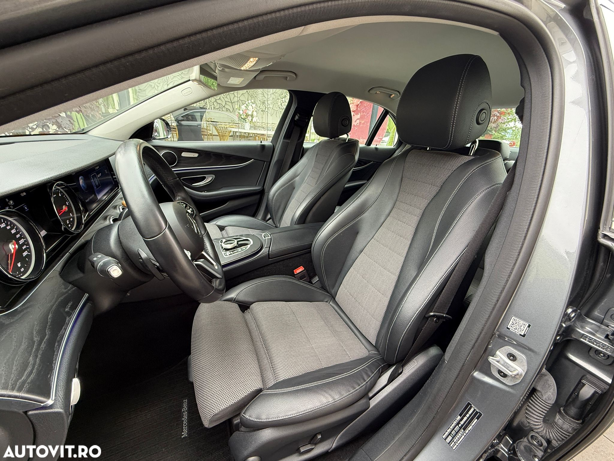 Mercedes-Benz E 200 d T 9G-TRONIC Avantgarde - 7