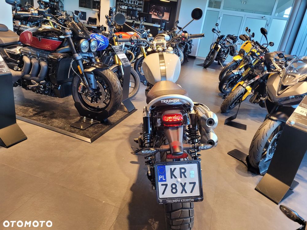 Triumph Scrambler - 7
