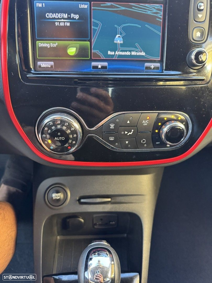 Renault Captur 1.2 TCe Exclusive EDC - 23