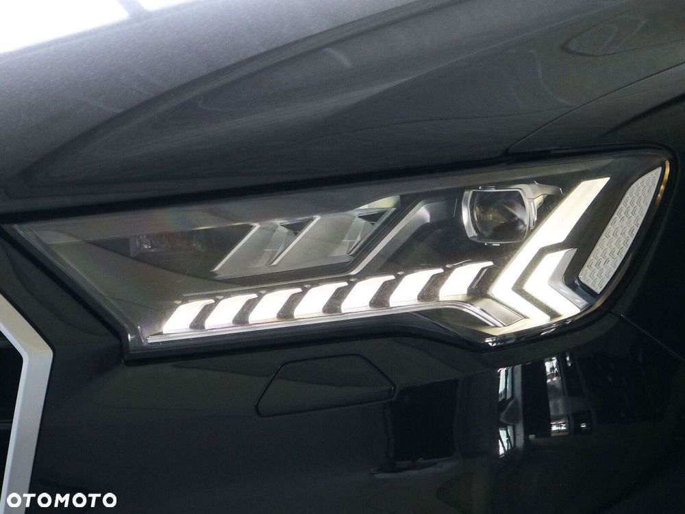 Audi SQ7 - 12