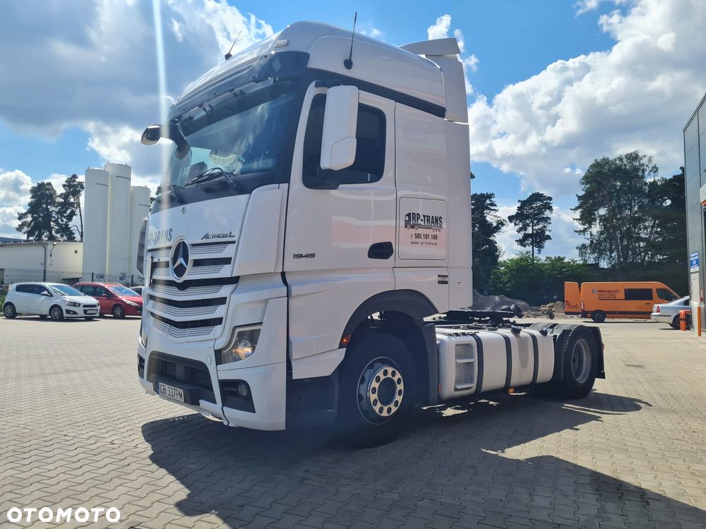 Mercedes-Benz Mercedes-Benz Actros L - 9