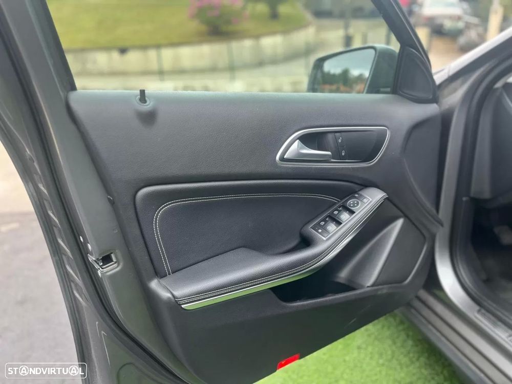 Mercedes-Benz GLA 180 (CDI) d Urban - 8