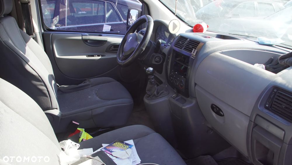 Auto na części - Peugeot Expert II 2.0 HDI 120 KM RHK 20MB12 KCY 2008R Silnik Skrzynia Drzwi Maska Zderzak Błotnik Lampa Lusterko Deska Kokpit Sterownik Moduł Czujnik Licznik Panel Kierownica - 13