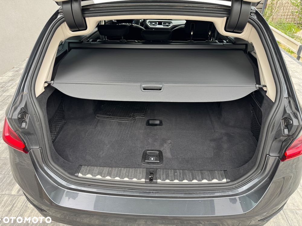 BMW Seria 3 318d Business Edition - 31