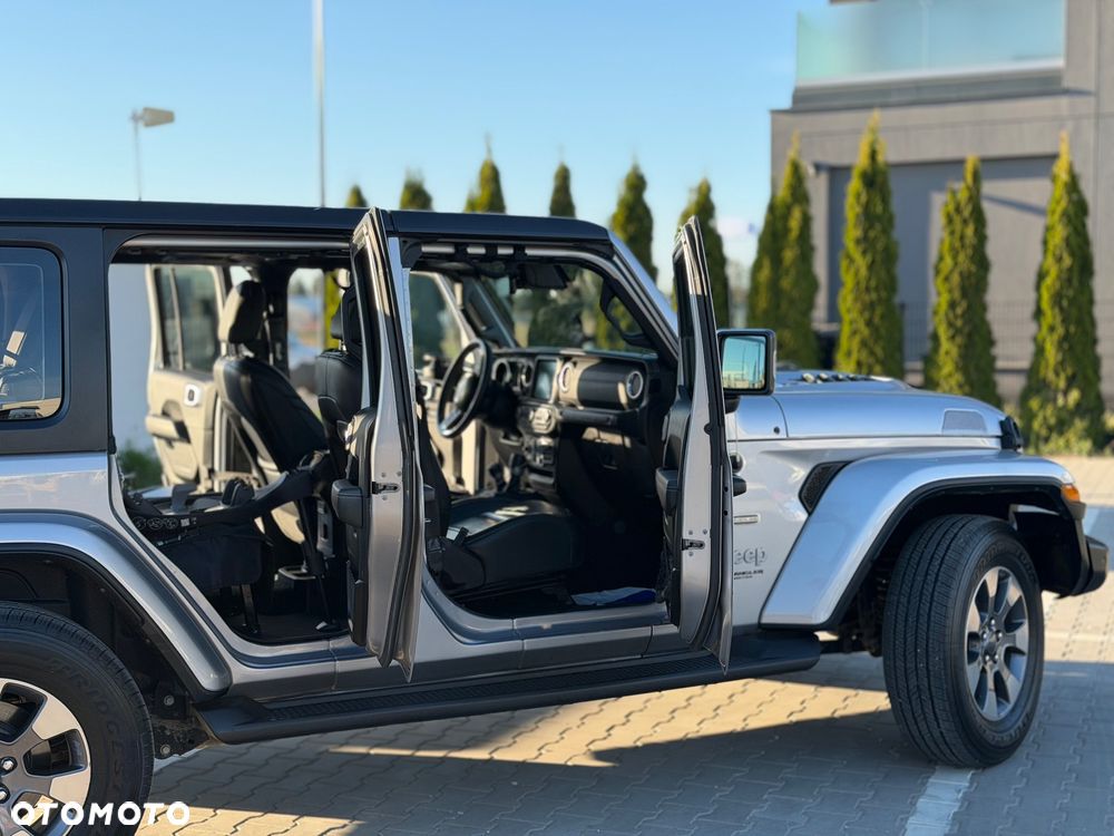 Jeep Wrangler - 1