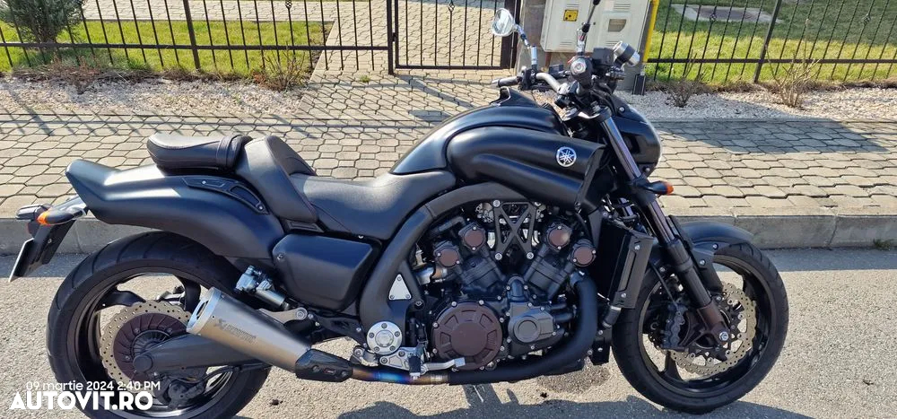 Yamaha V-MAX - 9