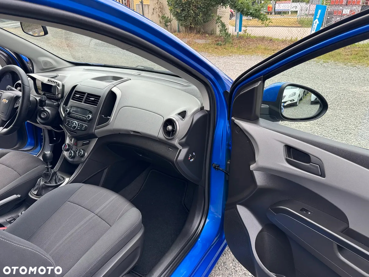 Chevrolet Aveo - 27