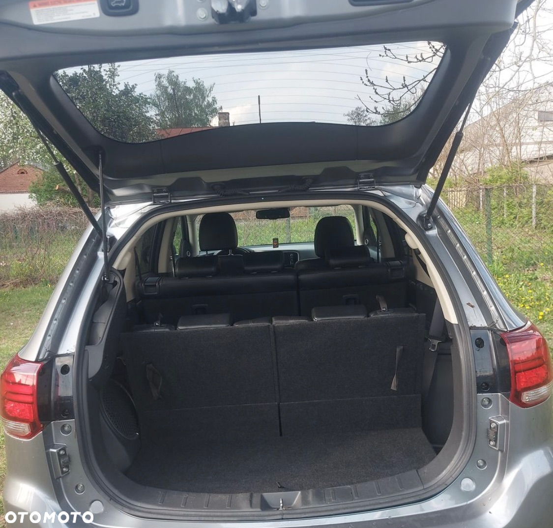 Mitsubishi Outlander 2.2 DI-D 4WD Automatik Diamant Edition - 13