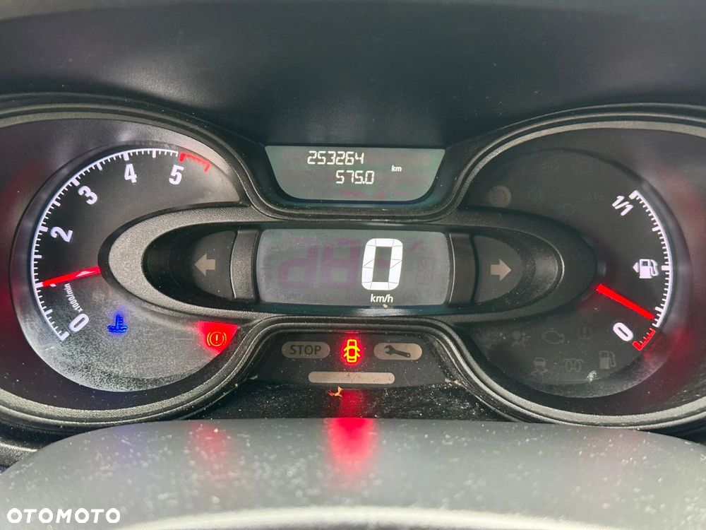 Opel VIVARO BRYGADÓWKA 6 MIEJSC KLIMATYZACJA - 33