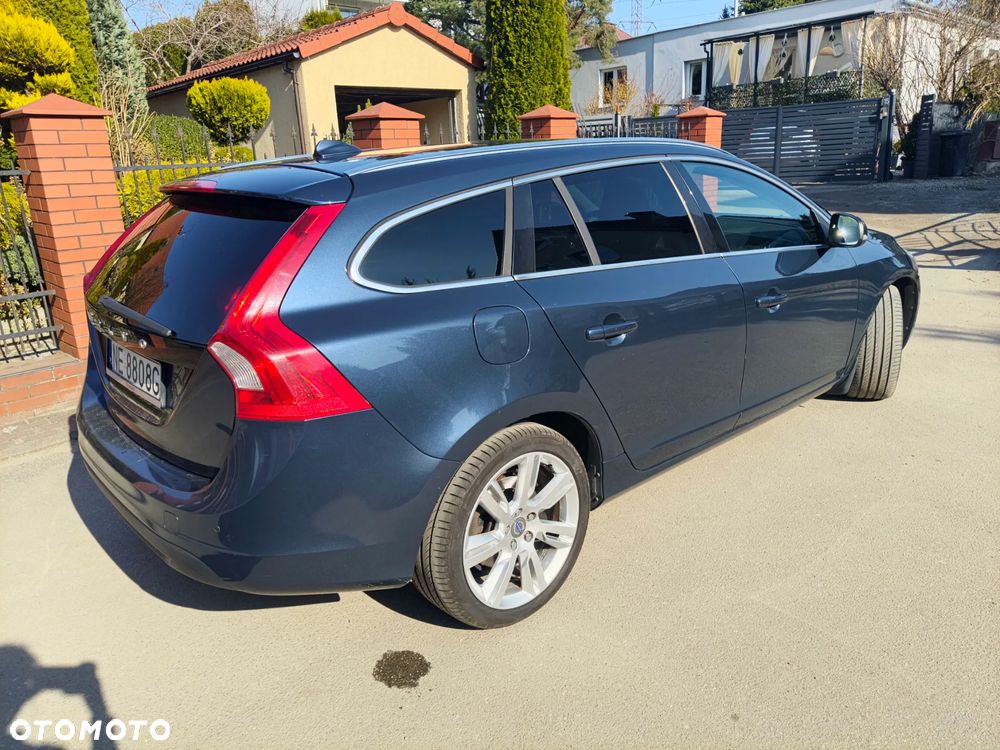 Volvo V60 D3 Momentum - 3