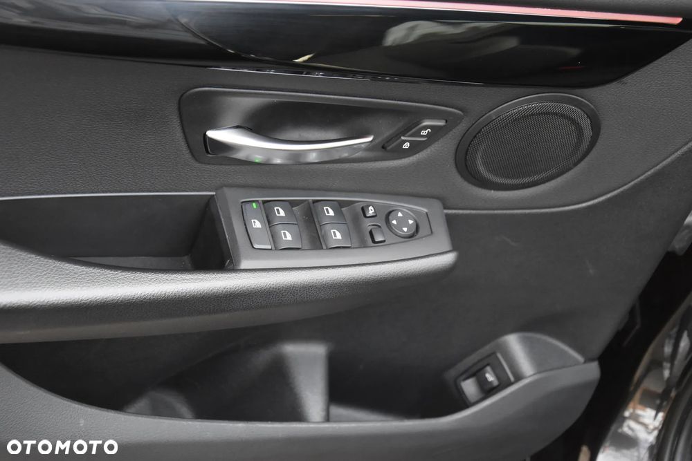 BMW Seria 2 218d xDrive Sport-Aut M Sport - 23