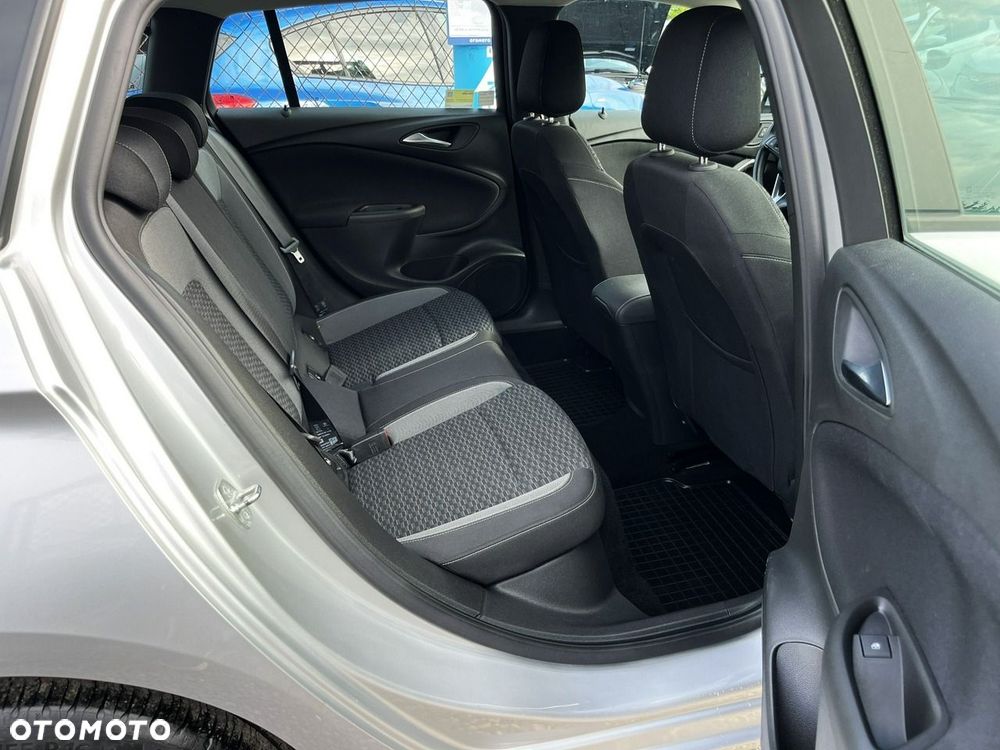 Opel Astra - 31
