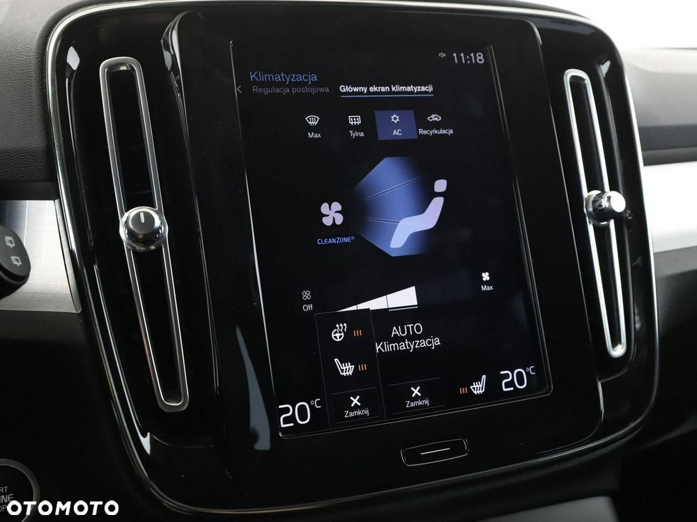 Volvo XC 40 D4 SCR AWD Momentum - 29