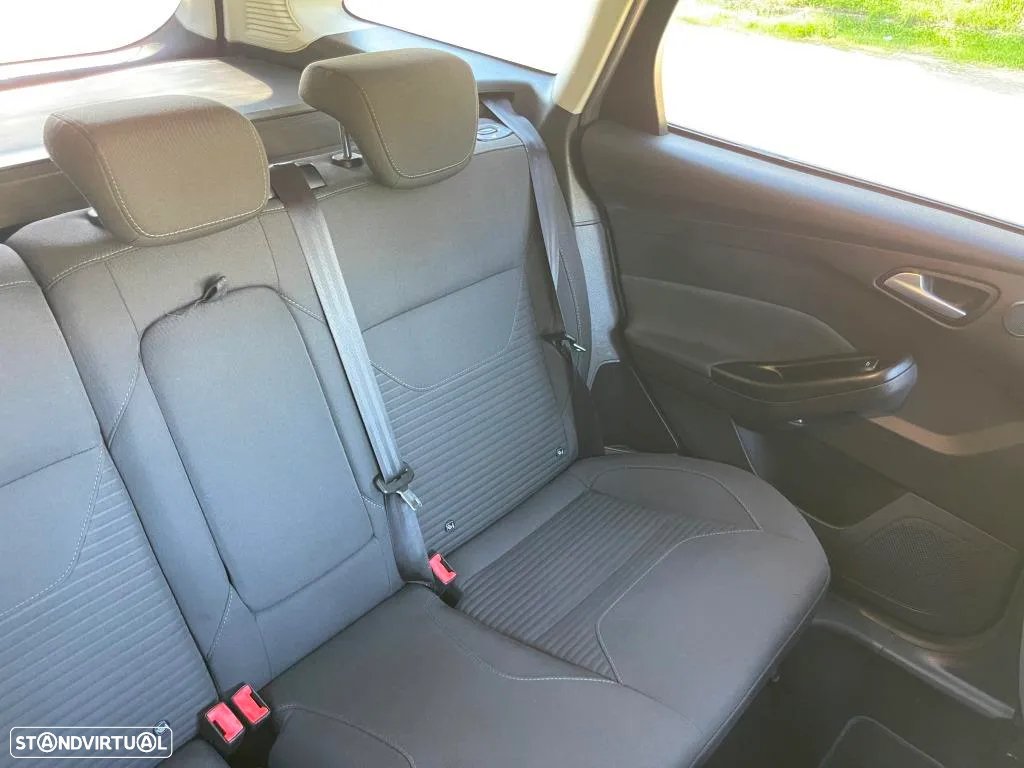 Ford Focus SW 1.5 TDCi Titanium - 43