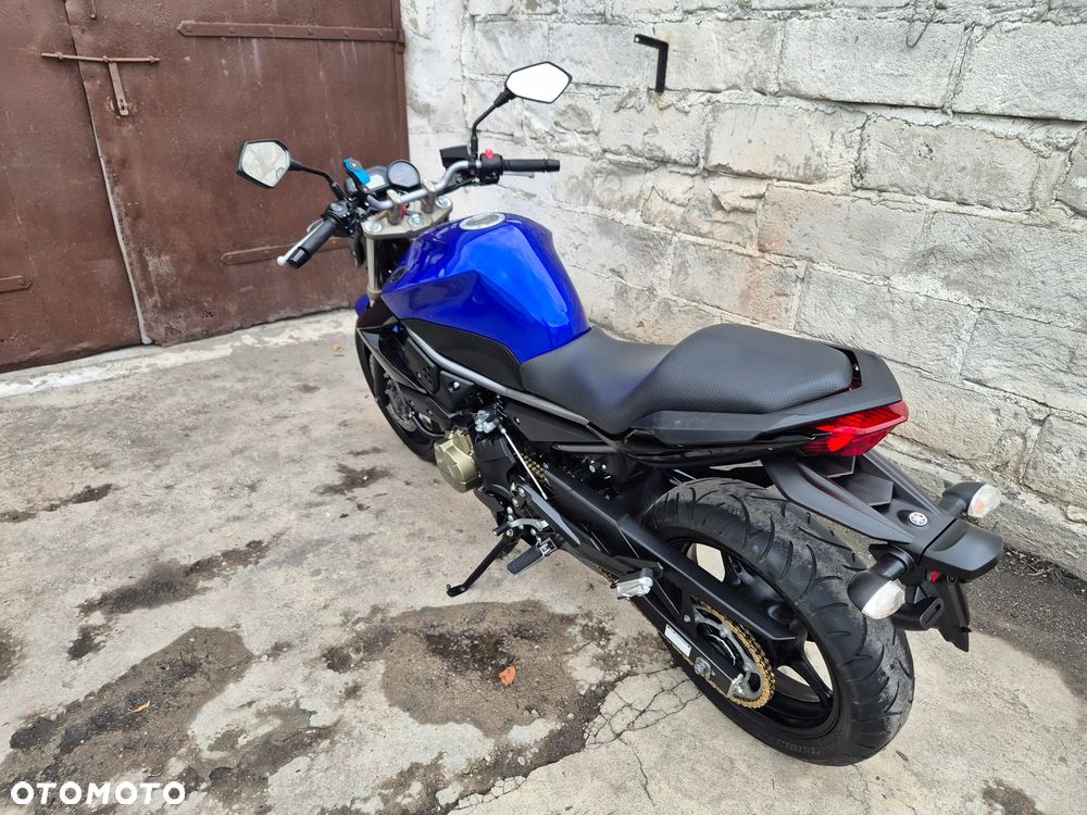 Yamaha XJ - 19