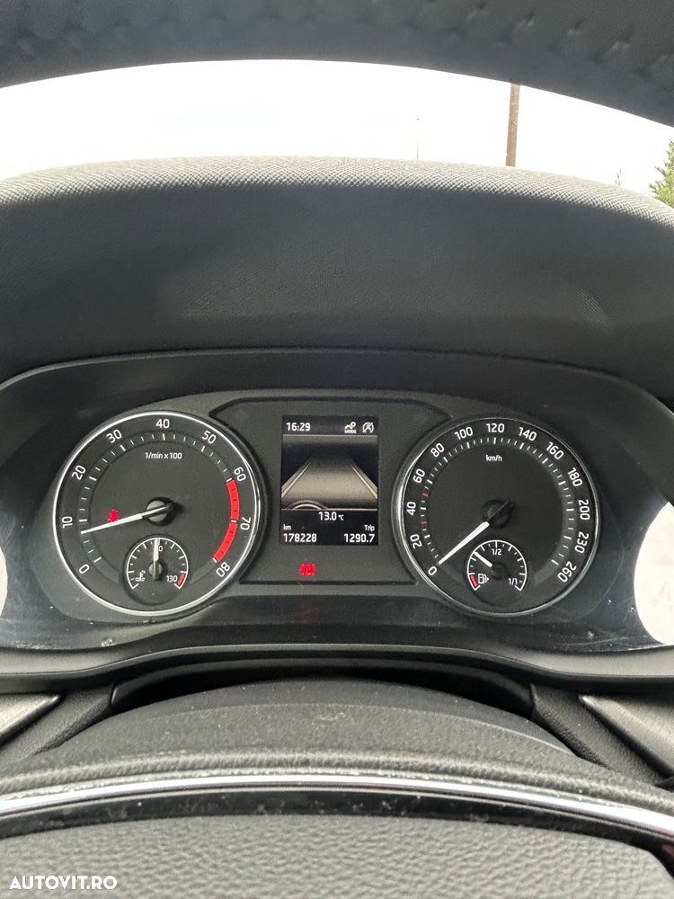 Skoda Octavia 1.5 TSI Ambition - 21