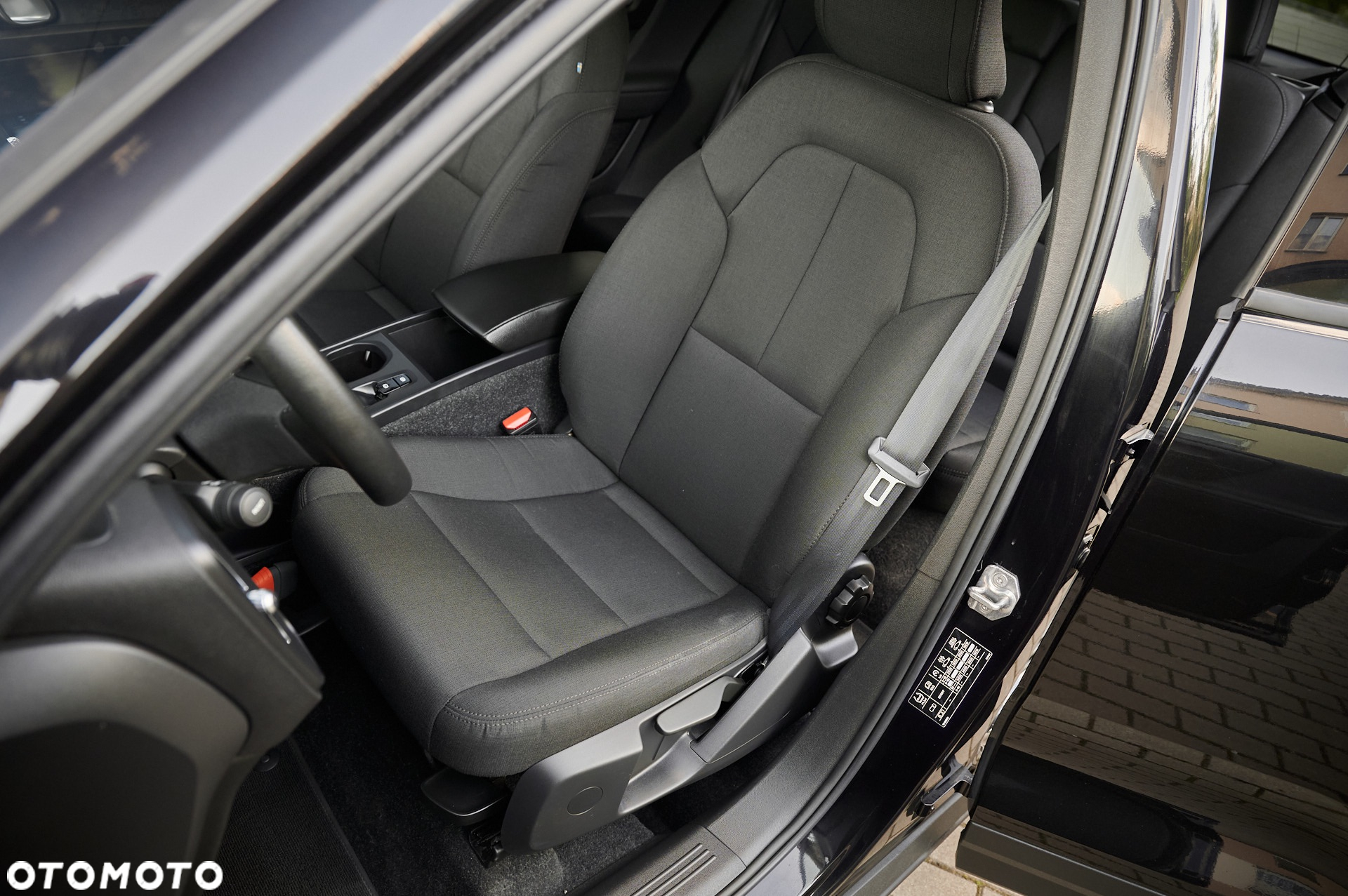 Volvo XC 40 T3 - 28