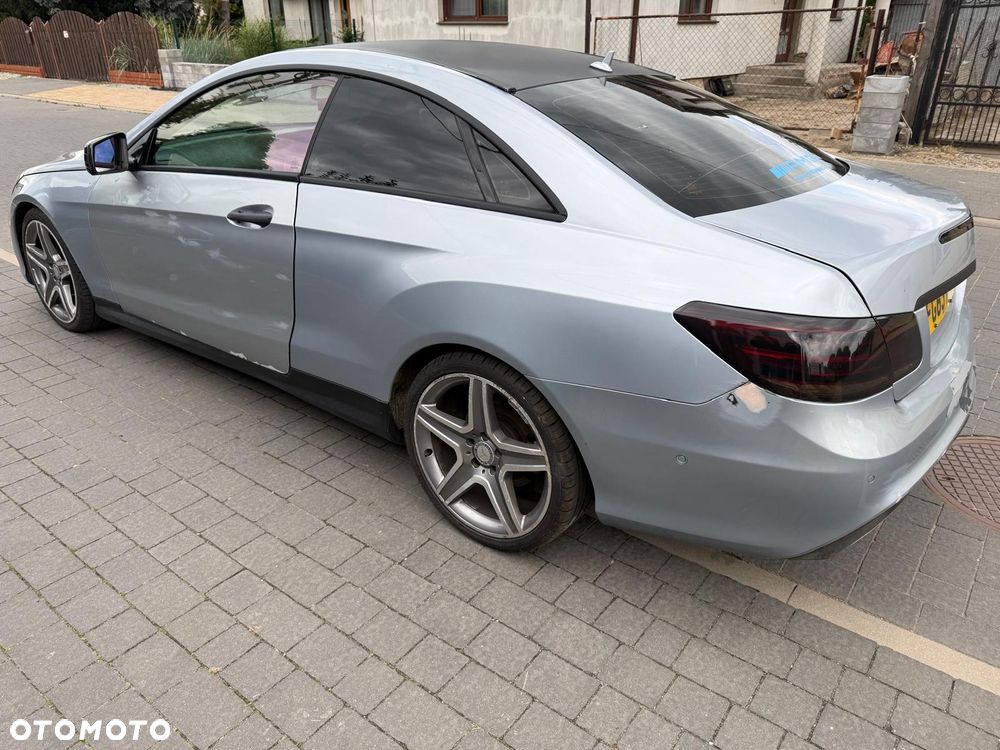 Mercedes-Benz Klasa E 250 CDI DPF BlueEFFICIENCY 7G-TRONIC Avantgarde - 10