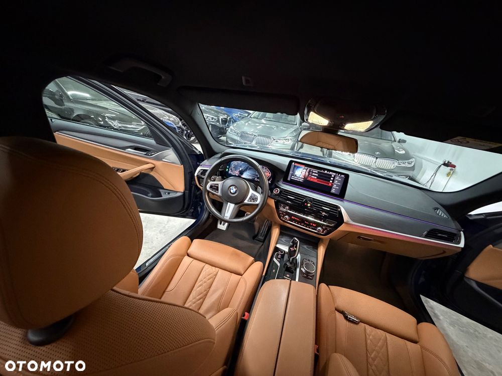 BMW Seria 5 520d xDrive MHEV M Sport sport - 28