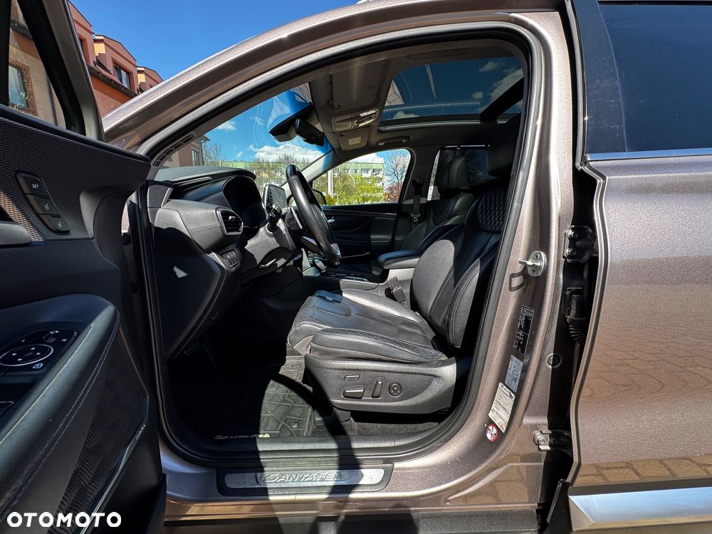 Hyundai Santa Fe 2.0 CRDi Platinum 4WD - 24