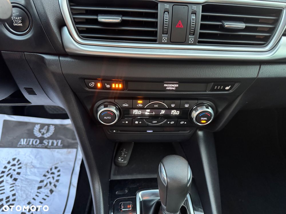 Mazda 3 SKYACTIV-G 120 Automatik Sports-Line - 28