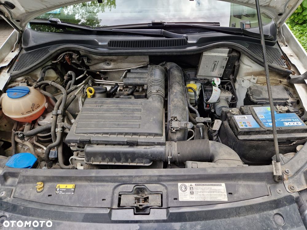 Volkswagen Polo - 12