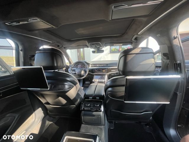 Audi A8 - 12